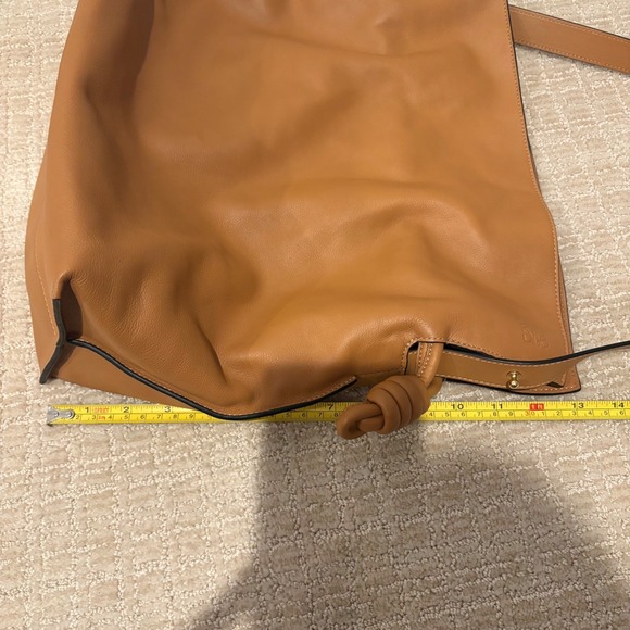 LOEWE Medium Flamenco Clutch Shoulder Bag Nappa Calfskin Leather Tan‎ Brown - Picture 12 of 16